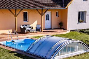 Prodej RD s dvojgaráží, saunou, vířivkou a bazénem, Svatava u Černovic