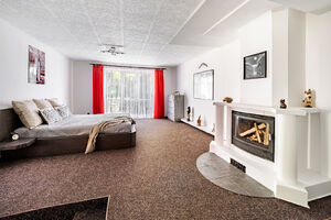 Prodej RD s dvojgaráží, saunou, vířivkou a bazénem, Svatava u Černovic