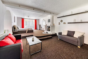 Prodej RD s dvojgaráží, saunou, vířivkou a bazénem, Svatava u Černovic